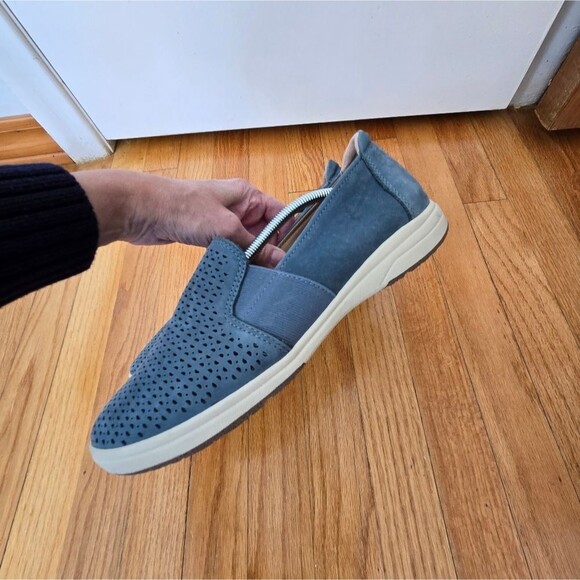 Earth Origins suede loafers woman's size 9 - Picture 6 of 10